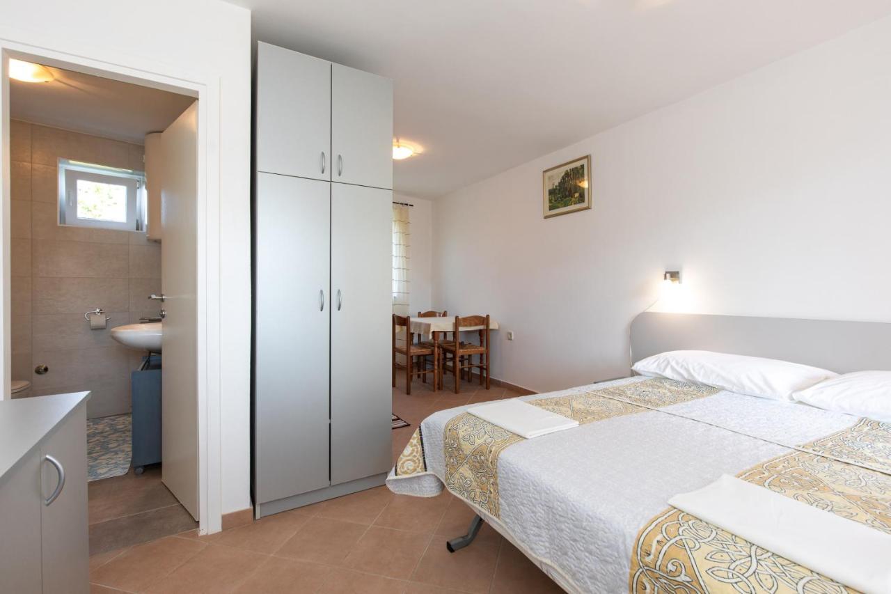 Apartmani "Ruza" Porat  Ngoại thất bức ảnh